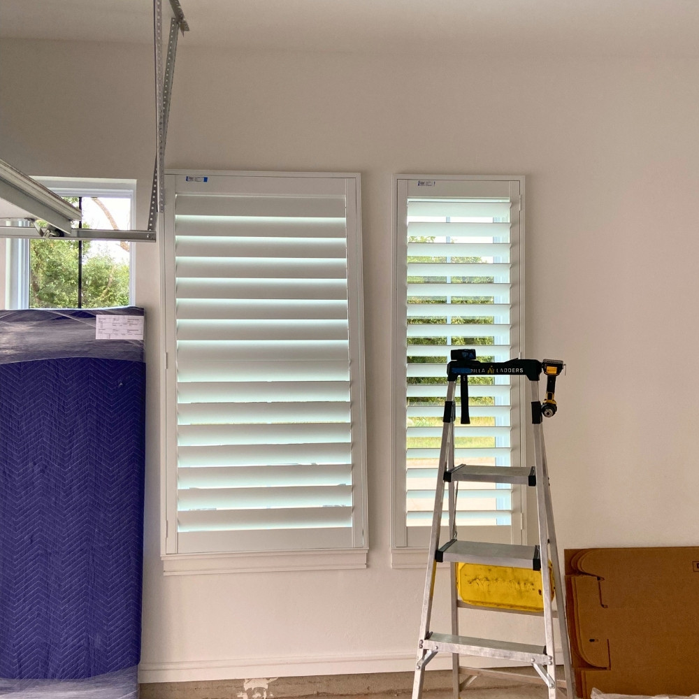 composite-shutters-installation-adjustment