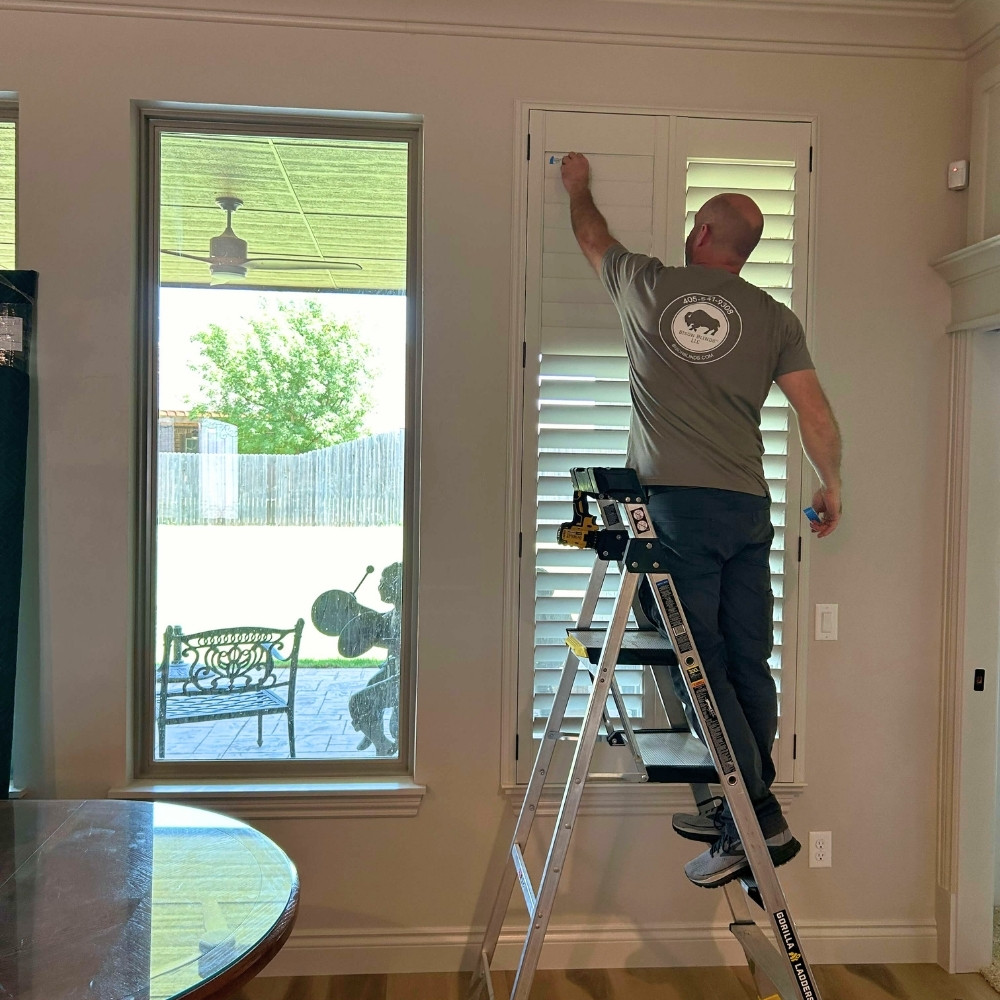 shutters-installation-ladder-living-room